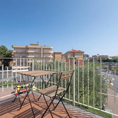 Trilocale Con Parcheggio - * Пьетра-Лигуре