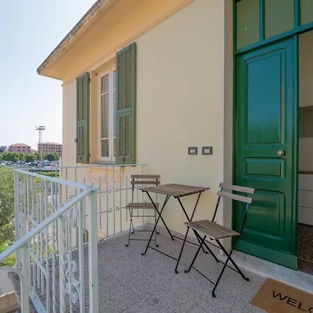 Trilocale Con Parcheggio - *