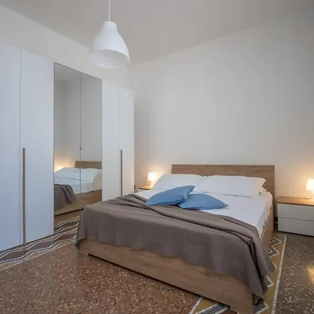 Trilocale Con Parcheggio - *