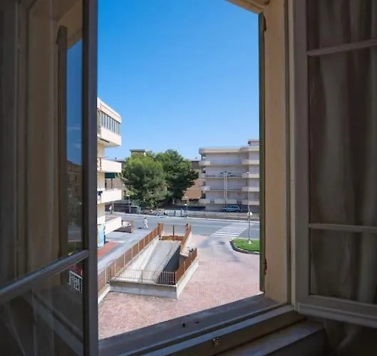 Trilocale Con Parcheggio - * Pietra Ligure