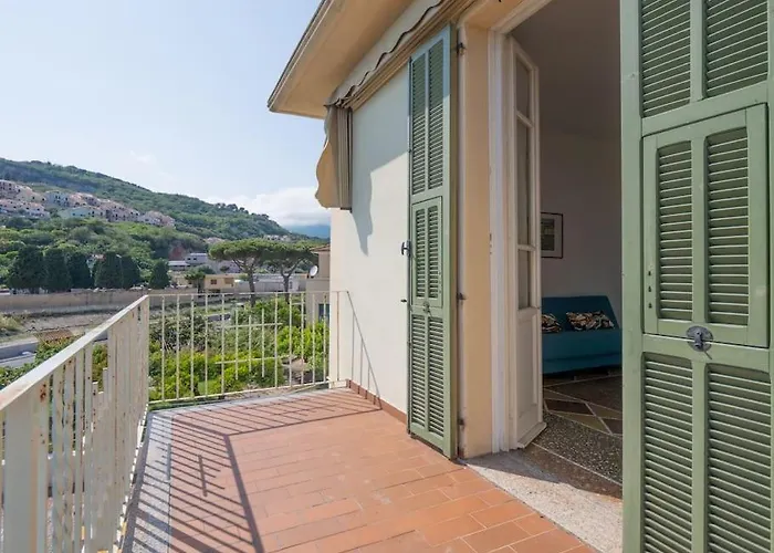 Trilocale Con Parcheggio - *