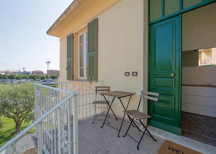 Trilocale Con Parcheggio - *